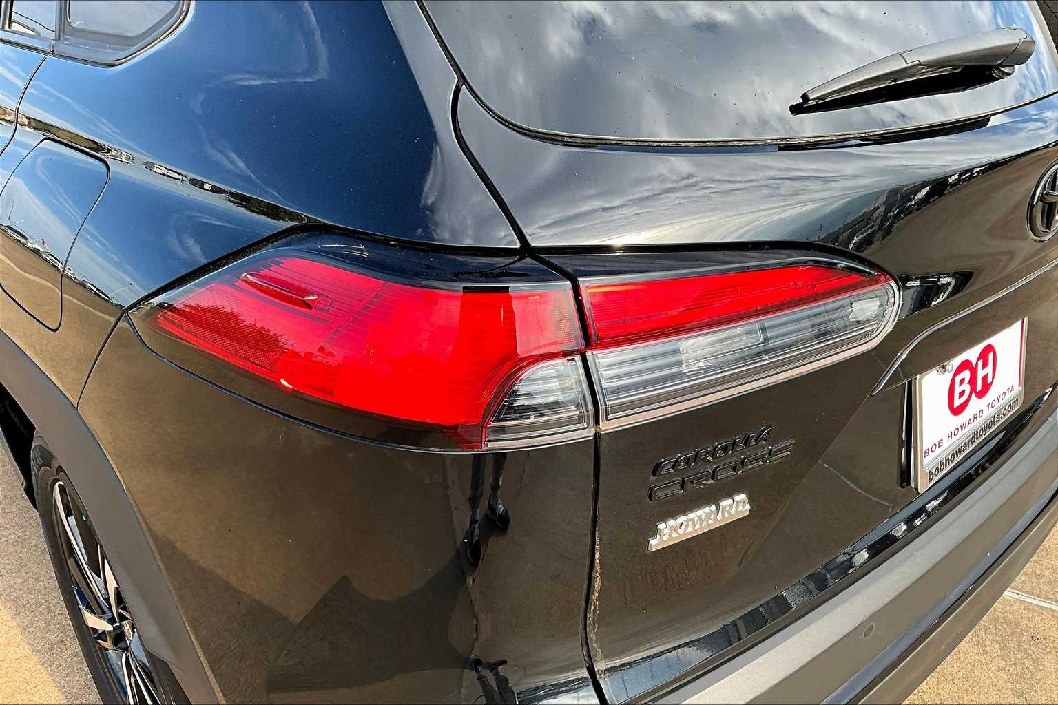2023 Toyota Corolla Hybrid XSE photo 25