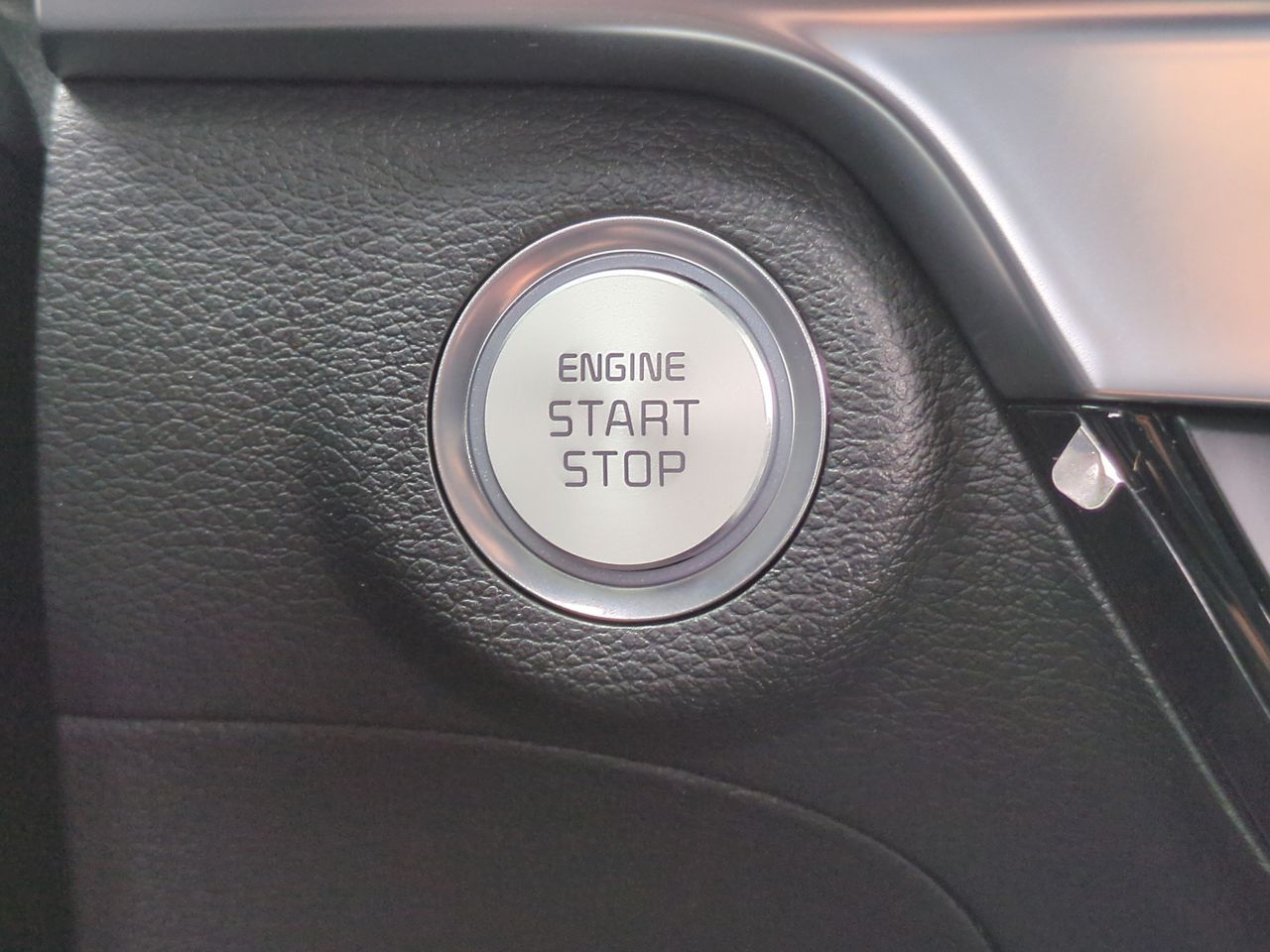 2025 Kia Telluride SX Prestige X-Line photo 12