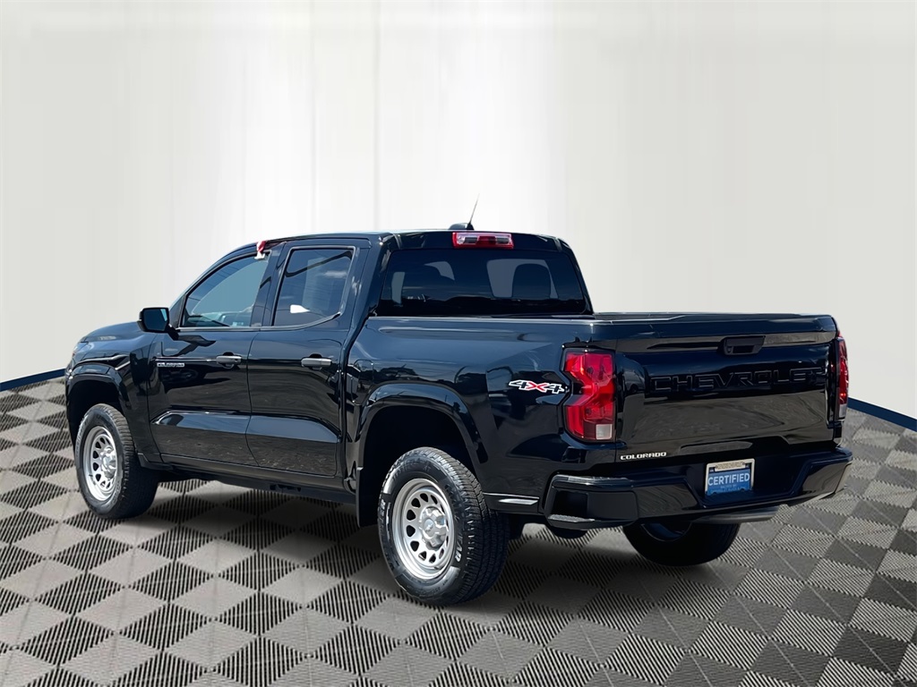 2024 Chevrolet Colorado Work Truck photo 2