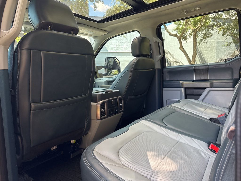 2022 Ford F-250 photo 16