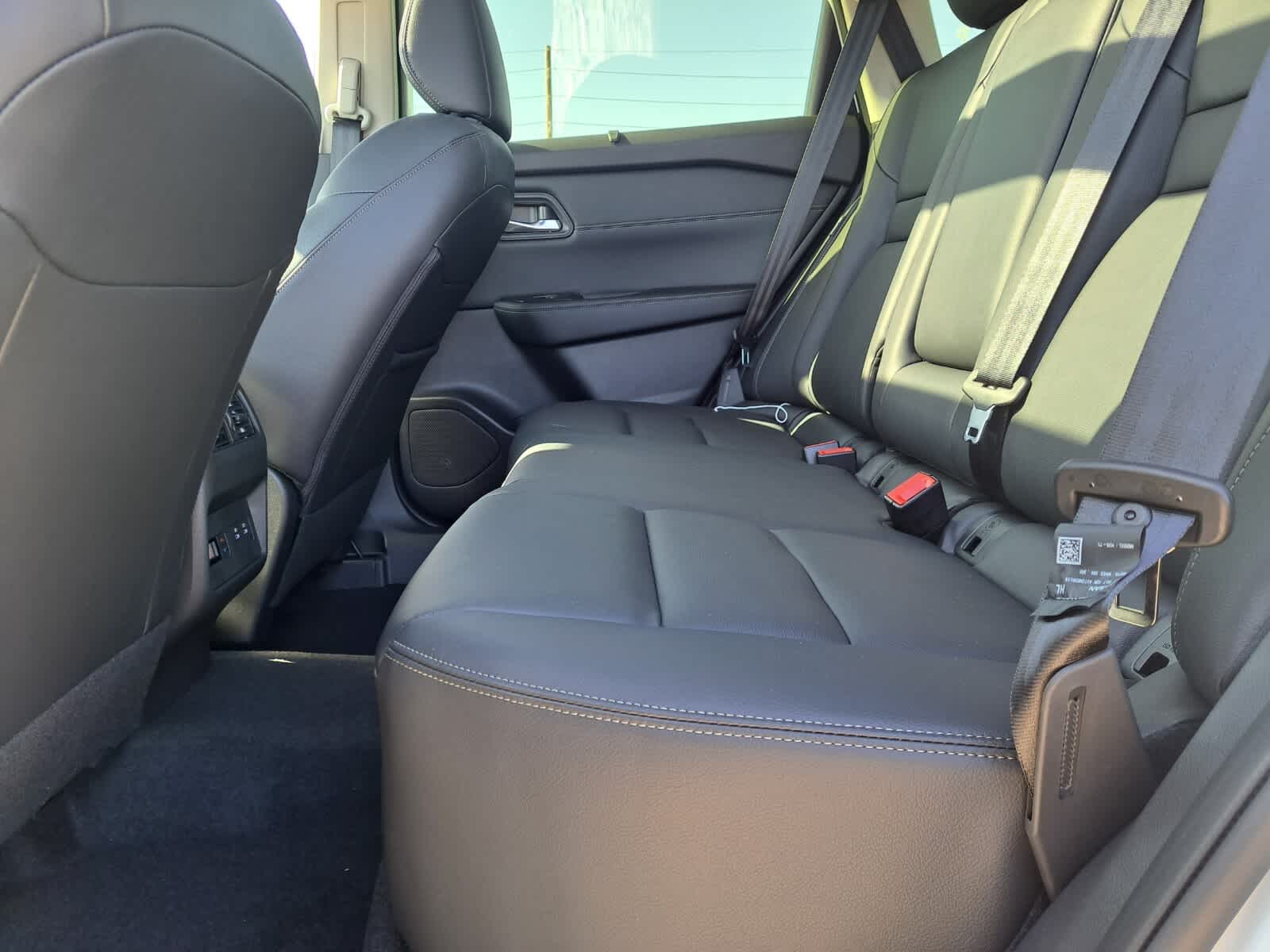 2025 Nissan Rogue SL photo 20