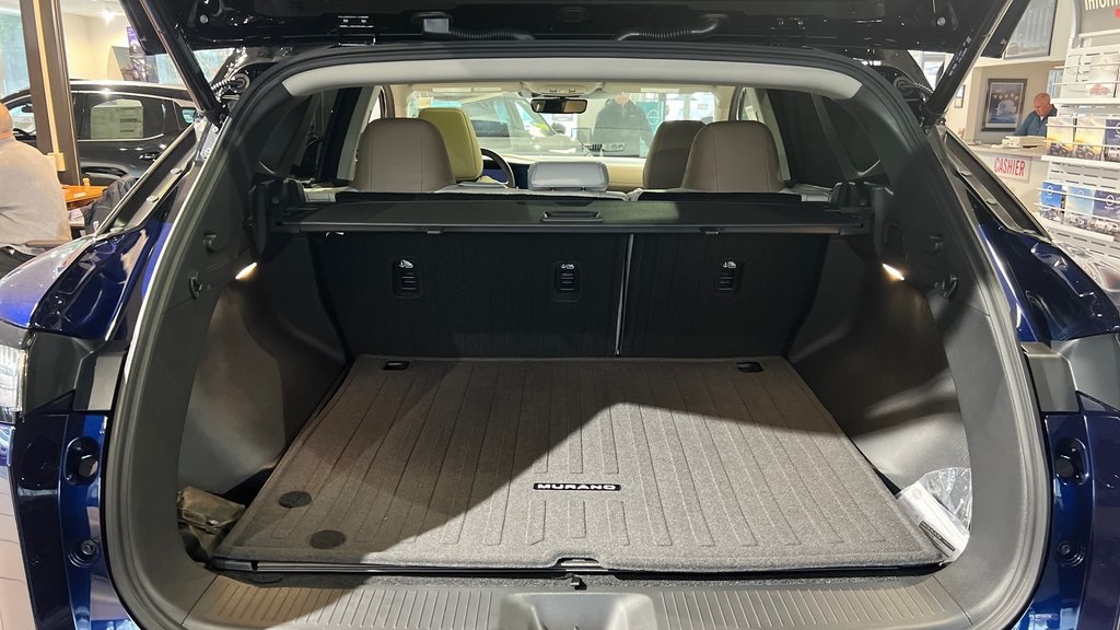 2025 Nissan Murano Platinum photo 11