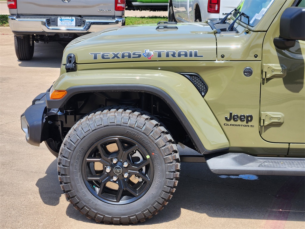 2025 Jeep Gladiator Texas Trail photo 6