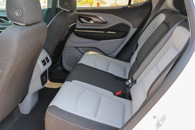 Used 2023 Summit White GMC SLE image 15