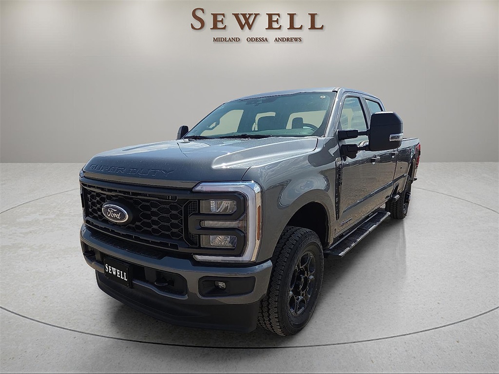 2026 Ford F-350 Super Duty Lariat's photo