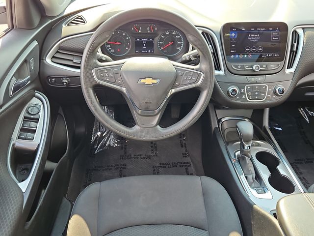 2024 Chevrolet Malibu 1LT photo 9