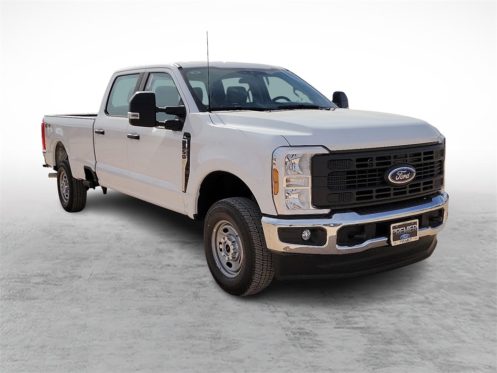 2026 Ford F-250 Super Duty XL's photo