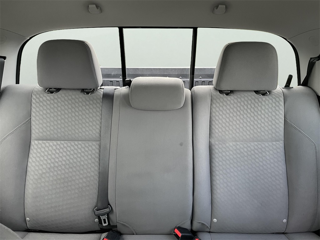 2020 Toyota Tacoma SR5 photo 19