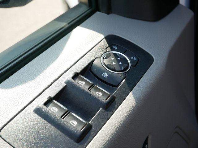 2017 Ford F-150 XLT photo 21