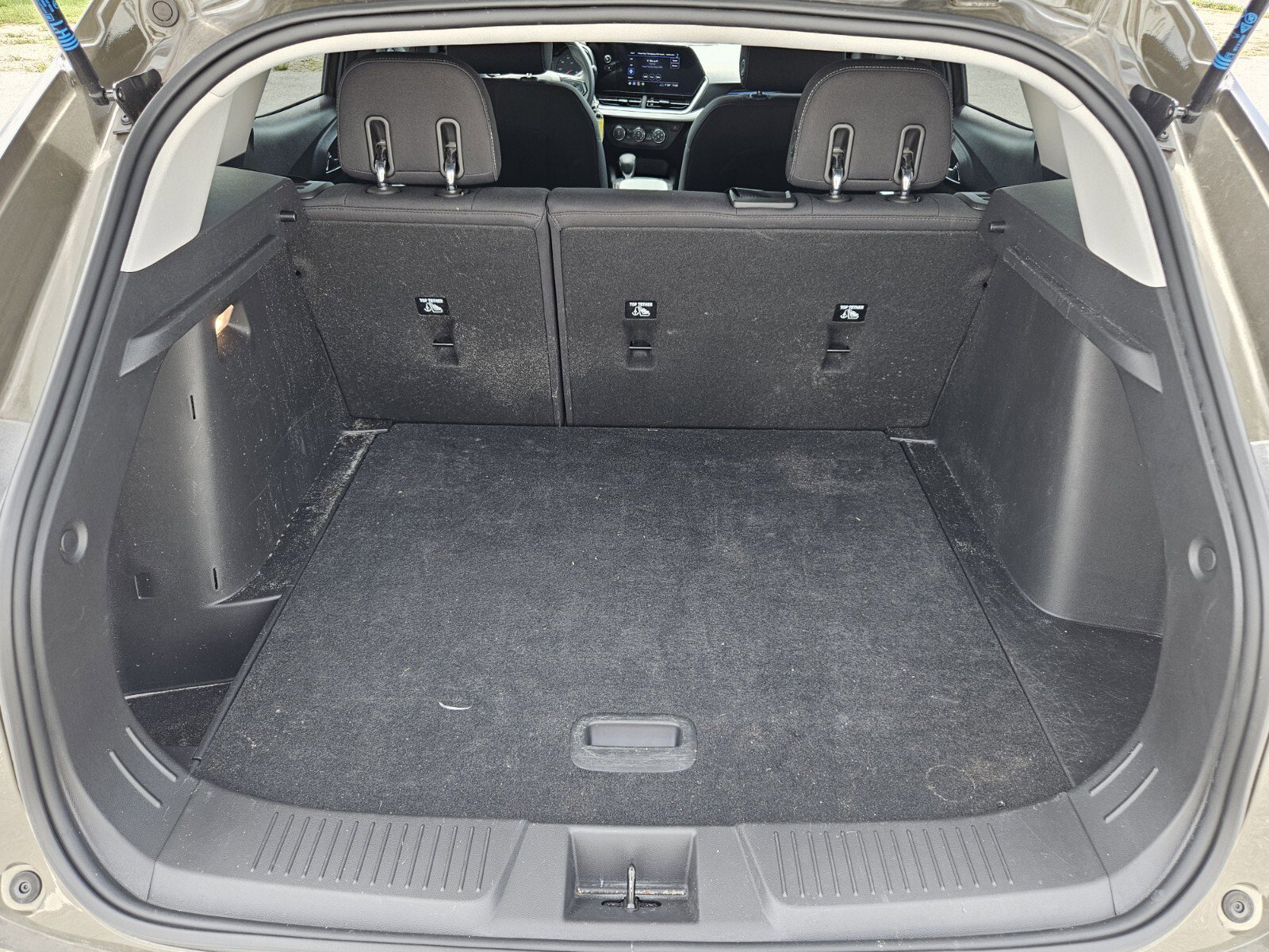 2024 Chevrolet Trax LS photo 8