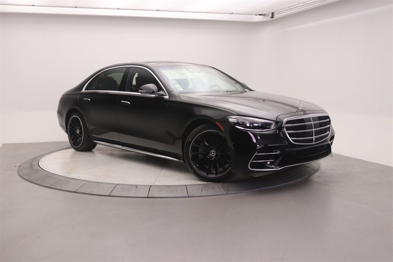 2026 Mercedes-Benz S-Class S 580e's photo