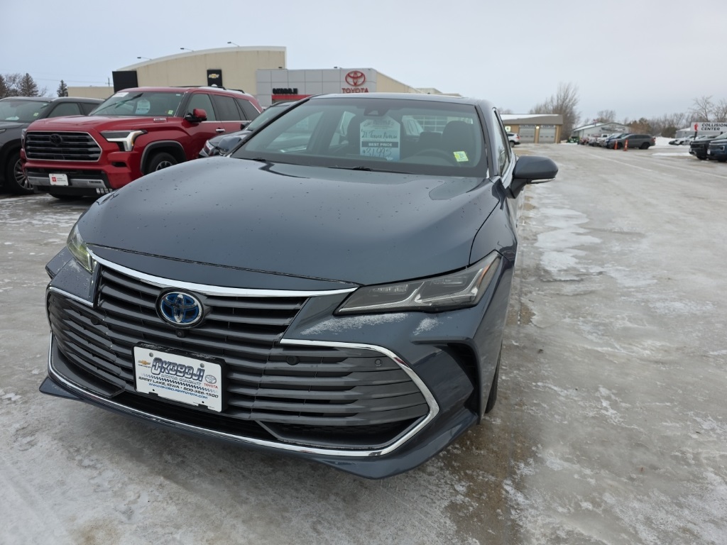 2021 Toyota Avalon Limited's photo