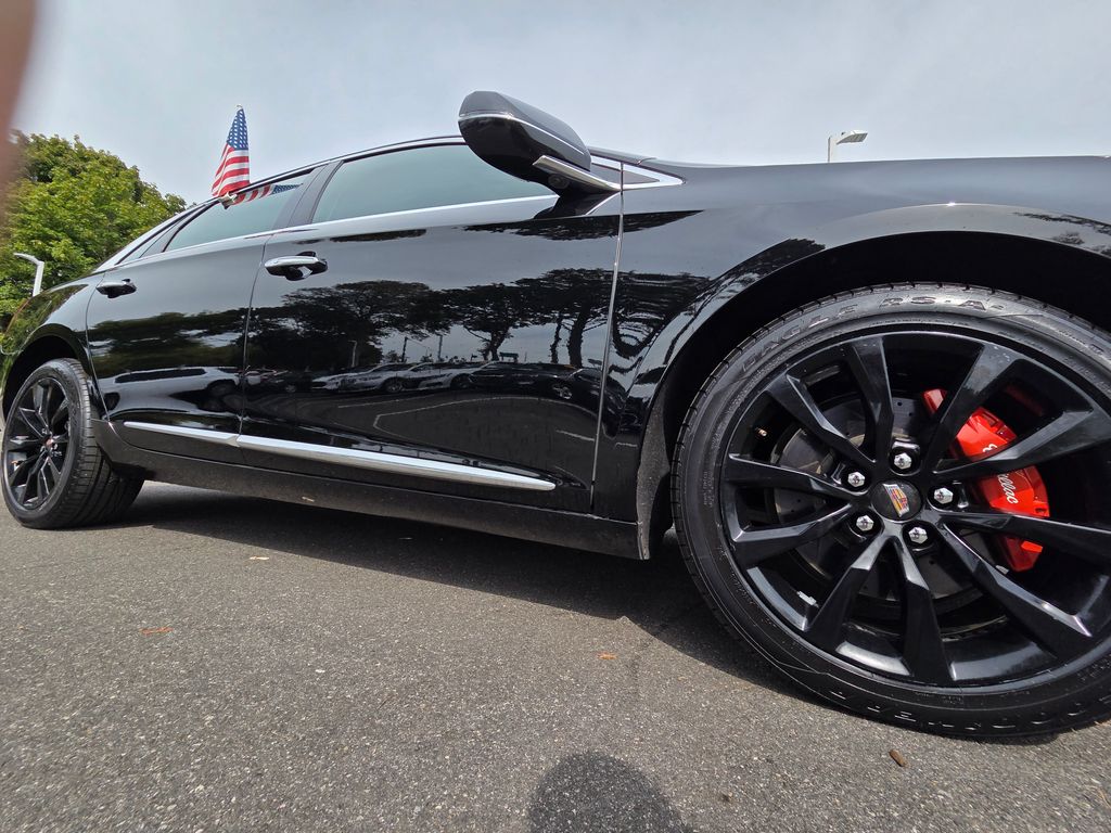2017 Cadillac XTS Luxury photo 5