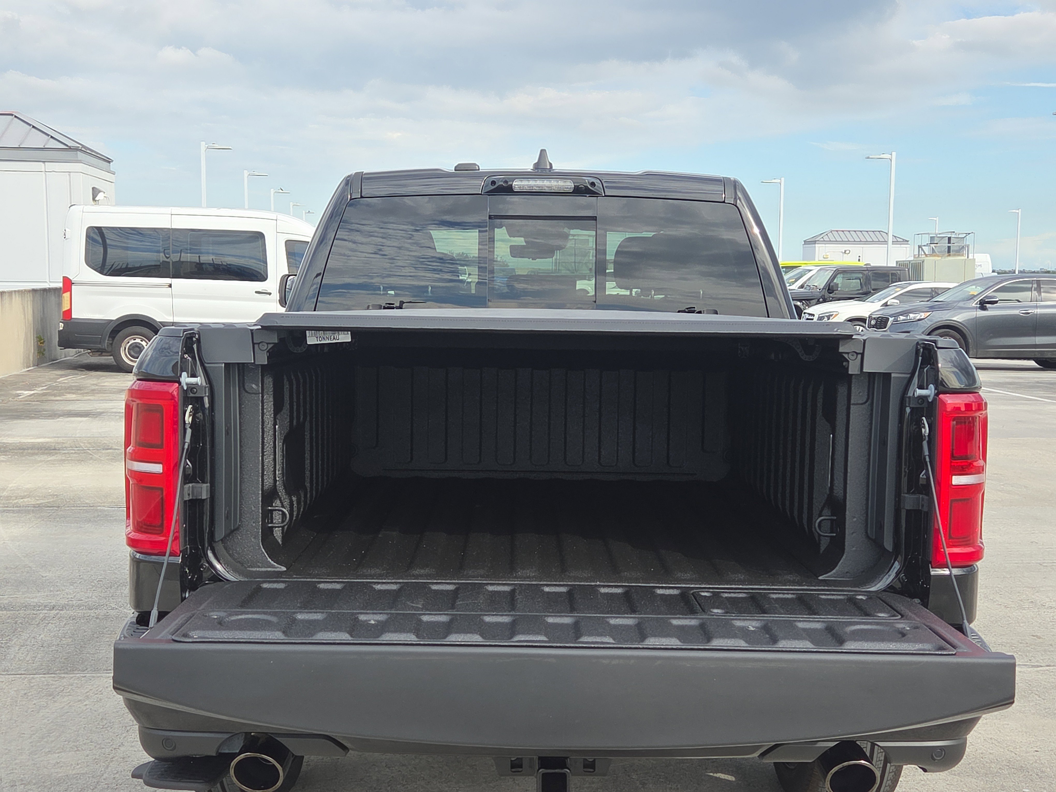 2026 Ram 1500 Limited photo 3