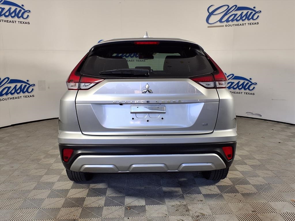 2024 Mitsubishi Eclipse Cross SE photo 6