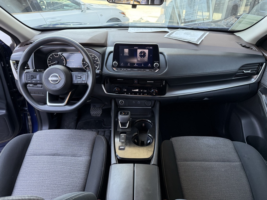 2023 Nissan Rogue SV photo 17