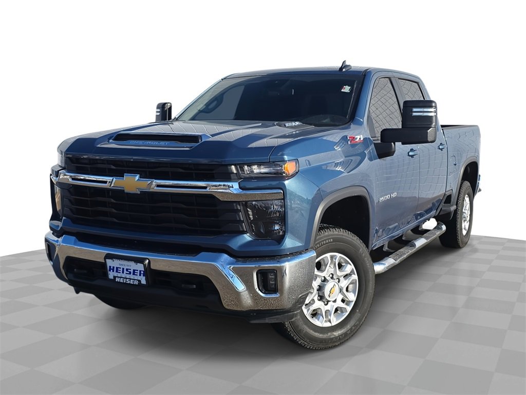 2025 Chevrolet Silverado 2500HD LT's photo
