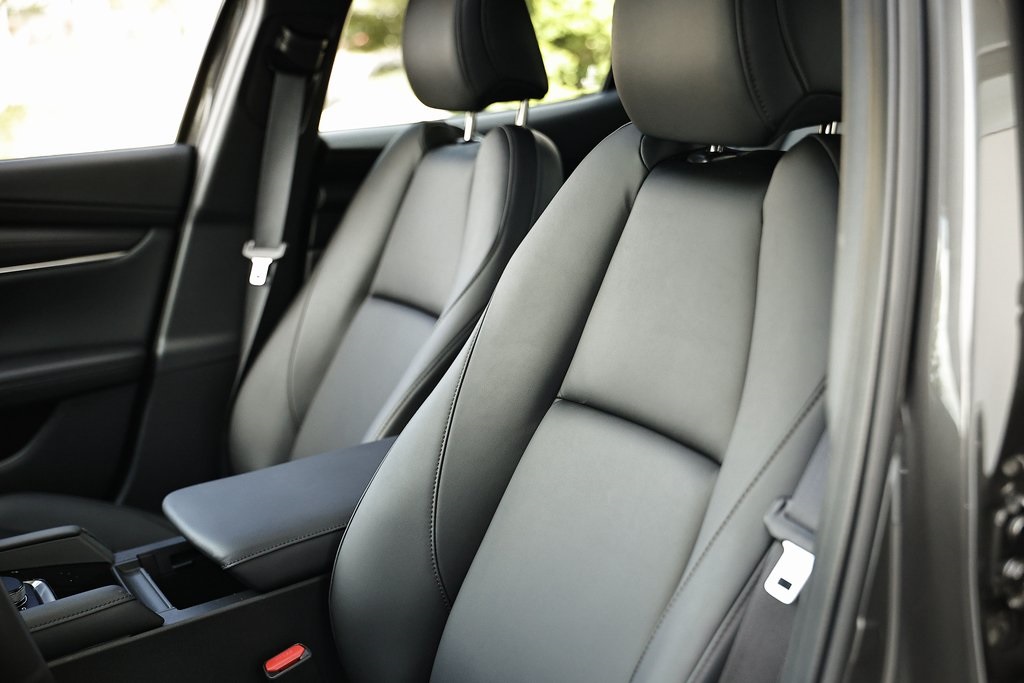 2025 Mazda Mazda3 2.5 s Preferred Hatchback photo 18