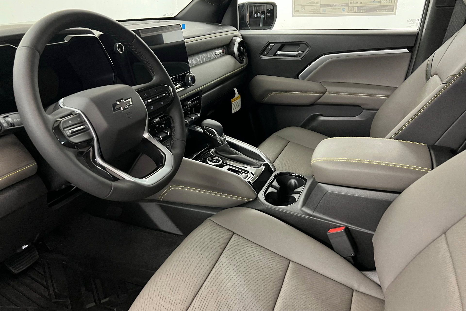2026 Chevrolet Colorado ZR2 photo 15