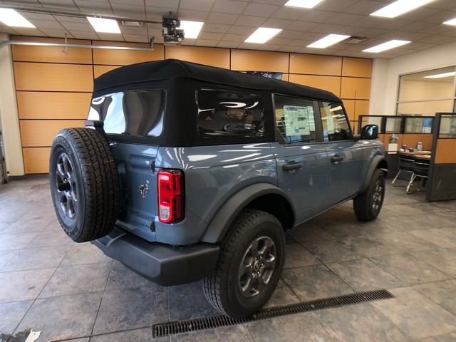 2025 Ford Bronco Base photo 7
