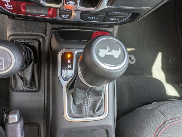 2024 Jeep Wrangler Rubicon photo 19