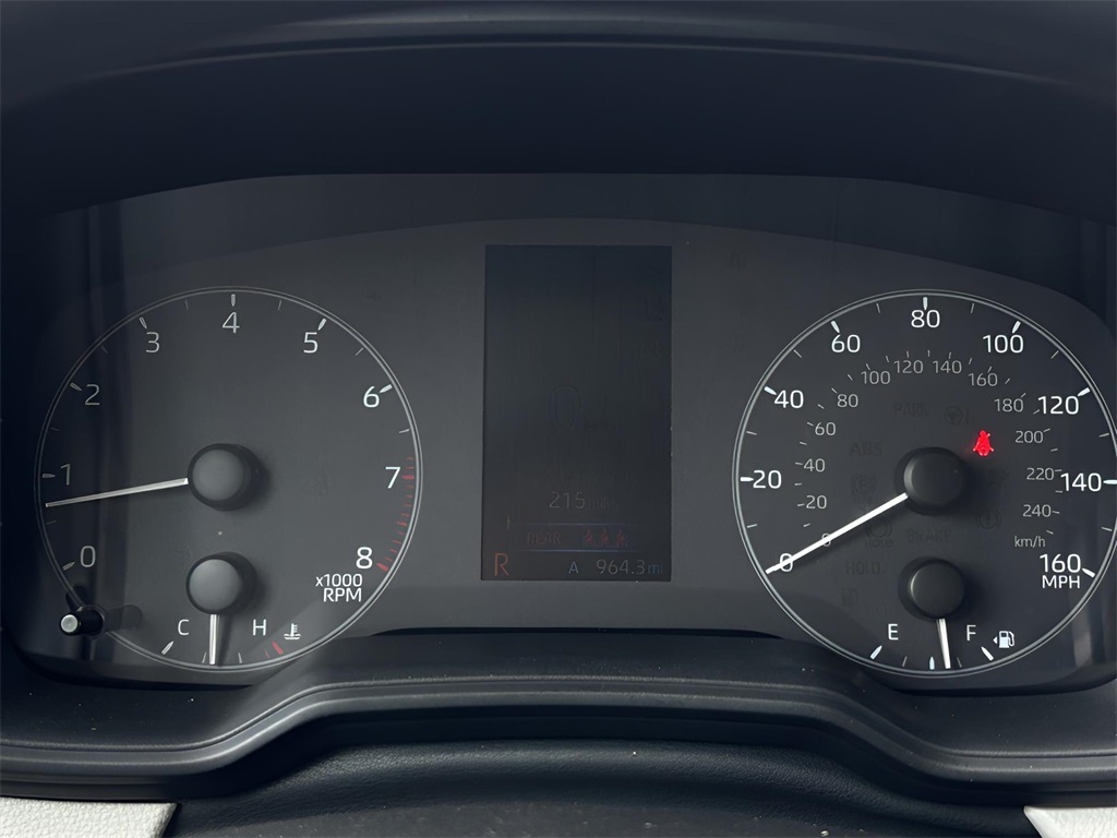 2025 Toyota Corolla Cross L photo 19