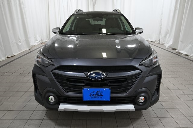 2025 Subaru Outback Touring photo 13