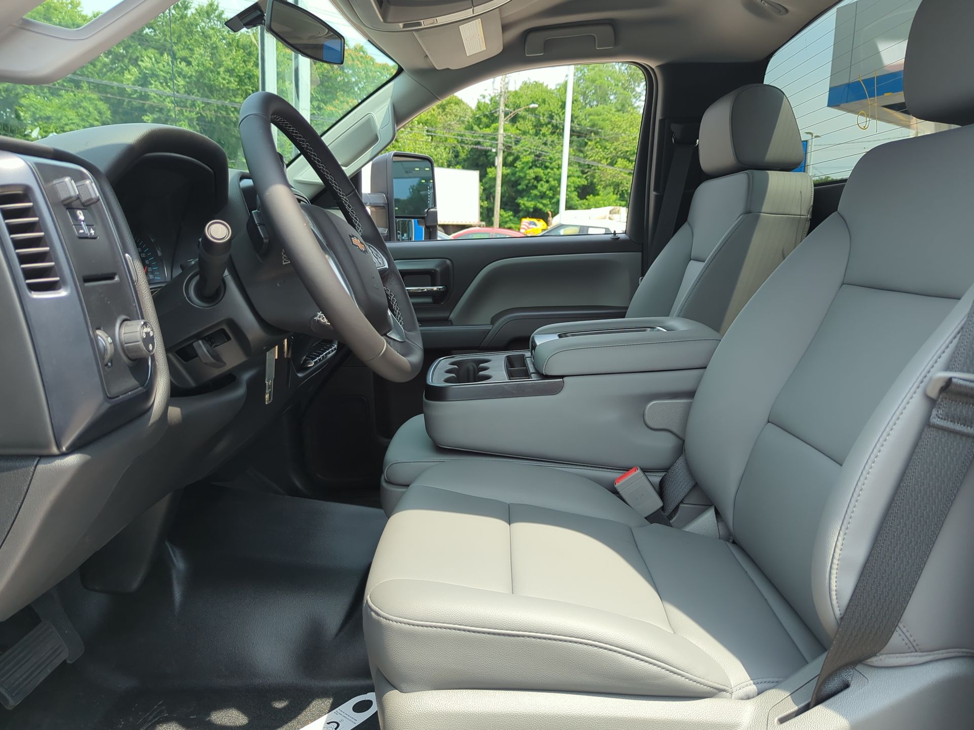 2024 Chevrolet Silverado 5500HD Work Truck photo 8