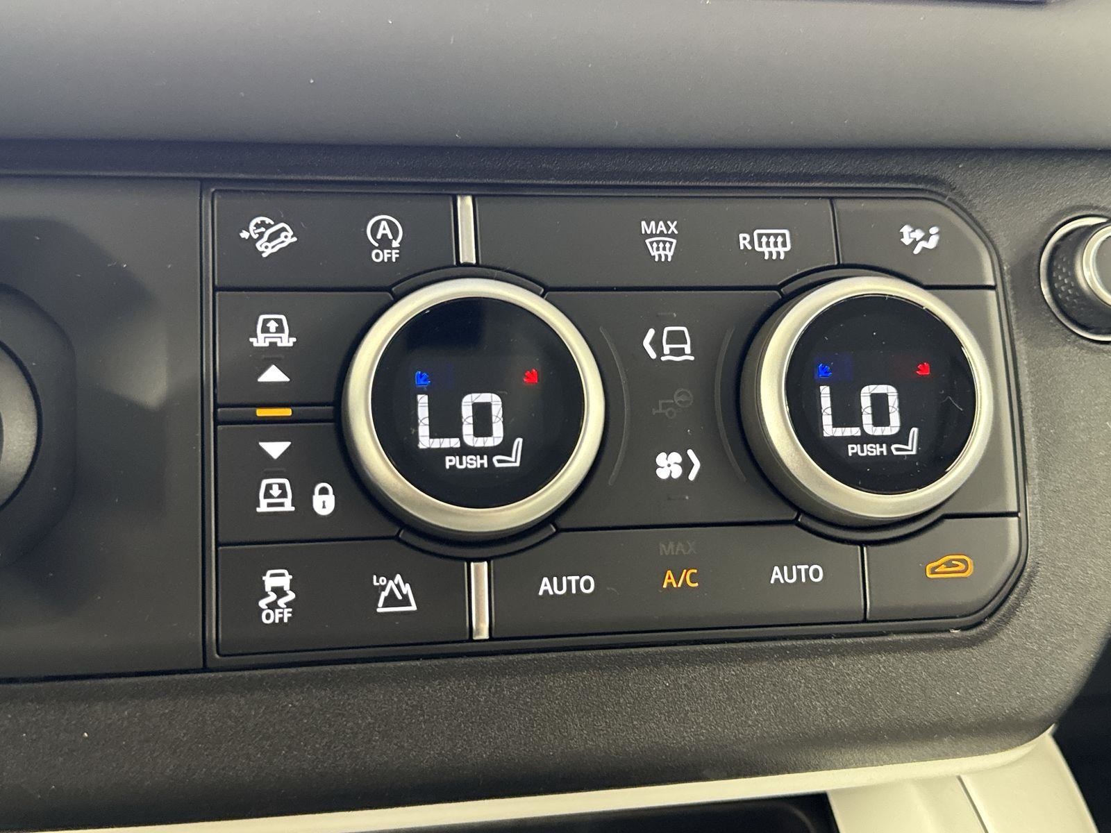 2025 Land Rover Defender 110 S photo 14