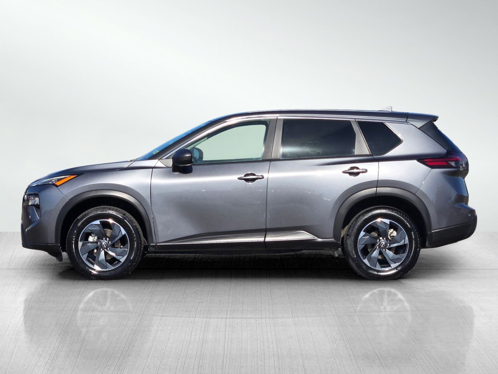 2024 Nissan Rogue SV photo 8