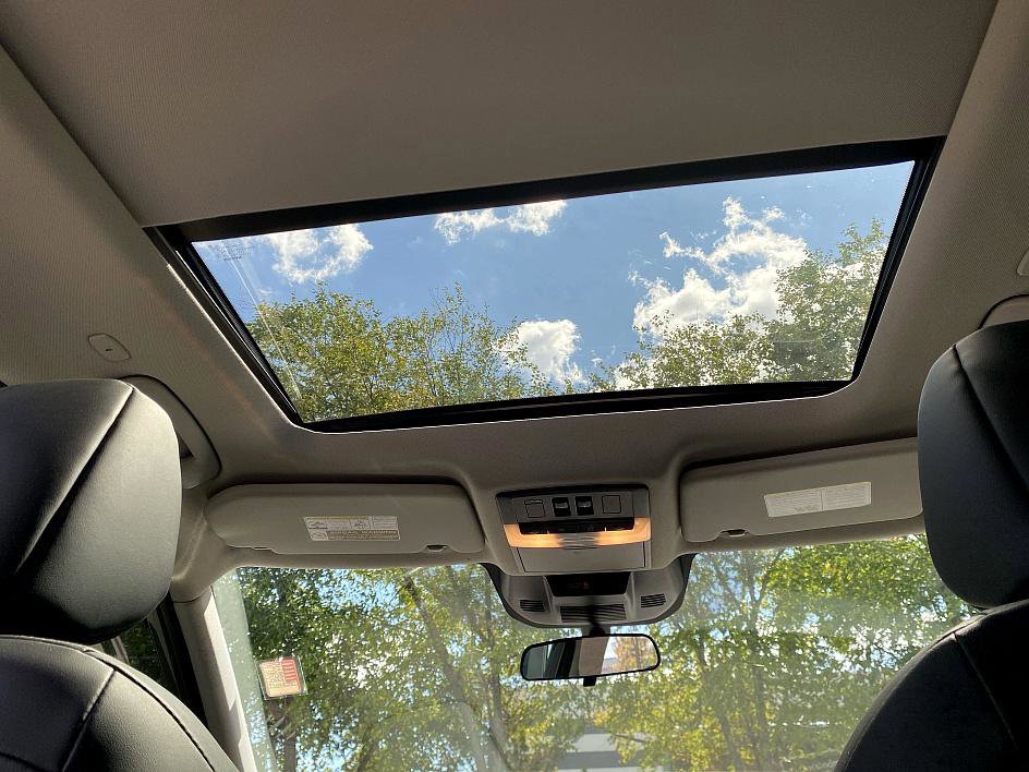 2023 Nissan Rogue SV photo 20