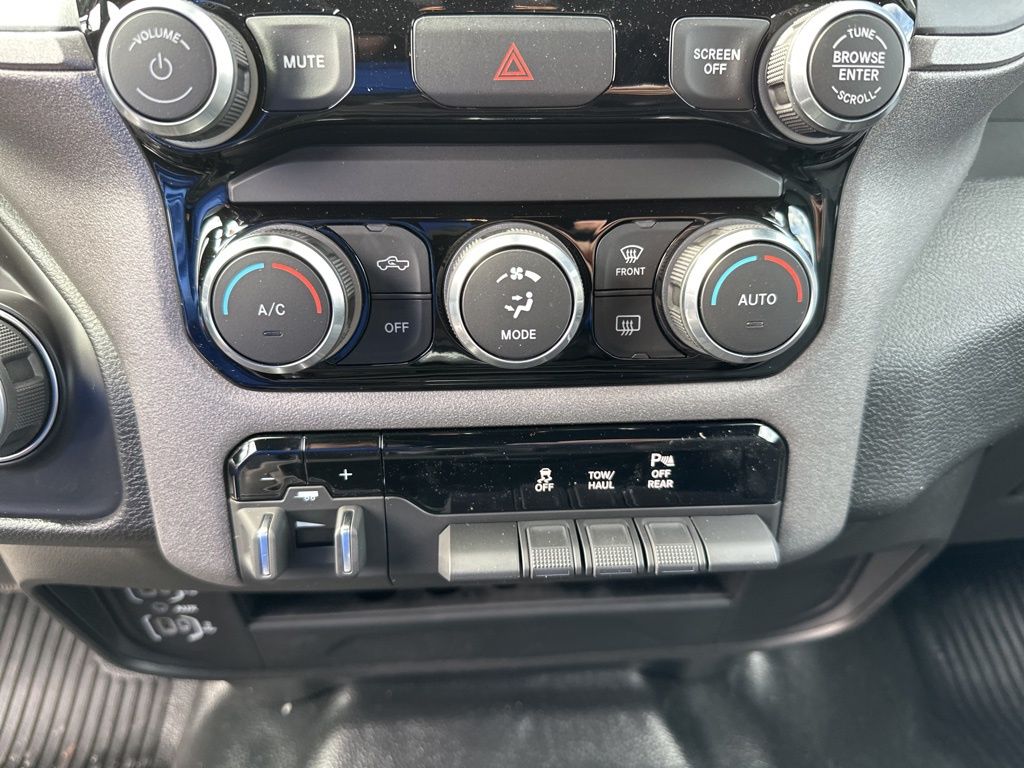 2024 Ram 3500 Tradesman photo 18