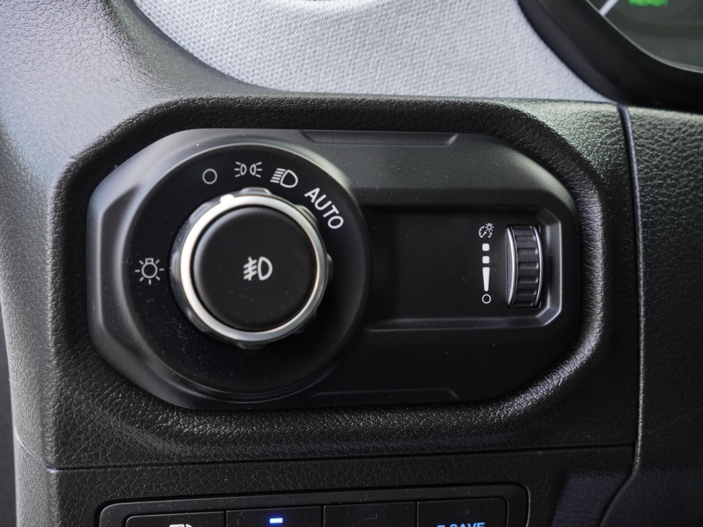 Used 2024 White Jeep Sport S 4xe image 12