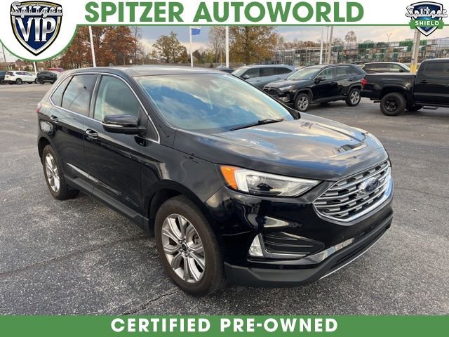 2024 Ford Edge Titanium's photo