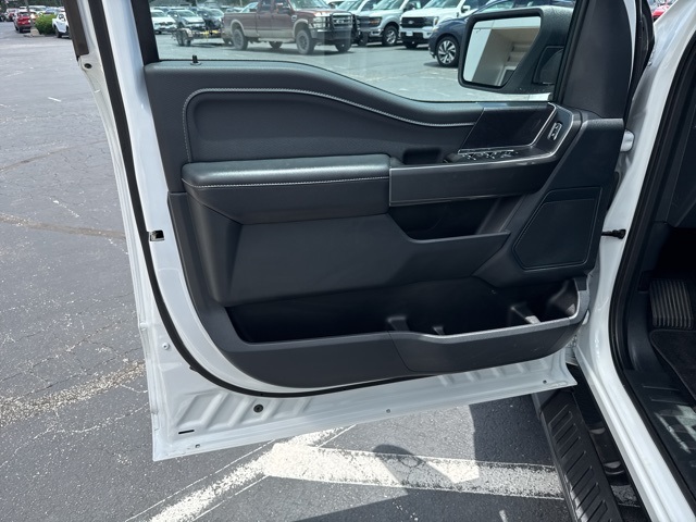 2023 Ford F-150 XLT photo 27