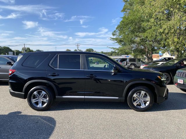 2023 Honda Pilot EX-L photo 2