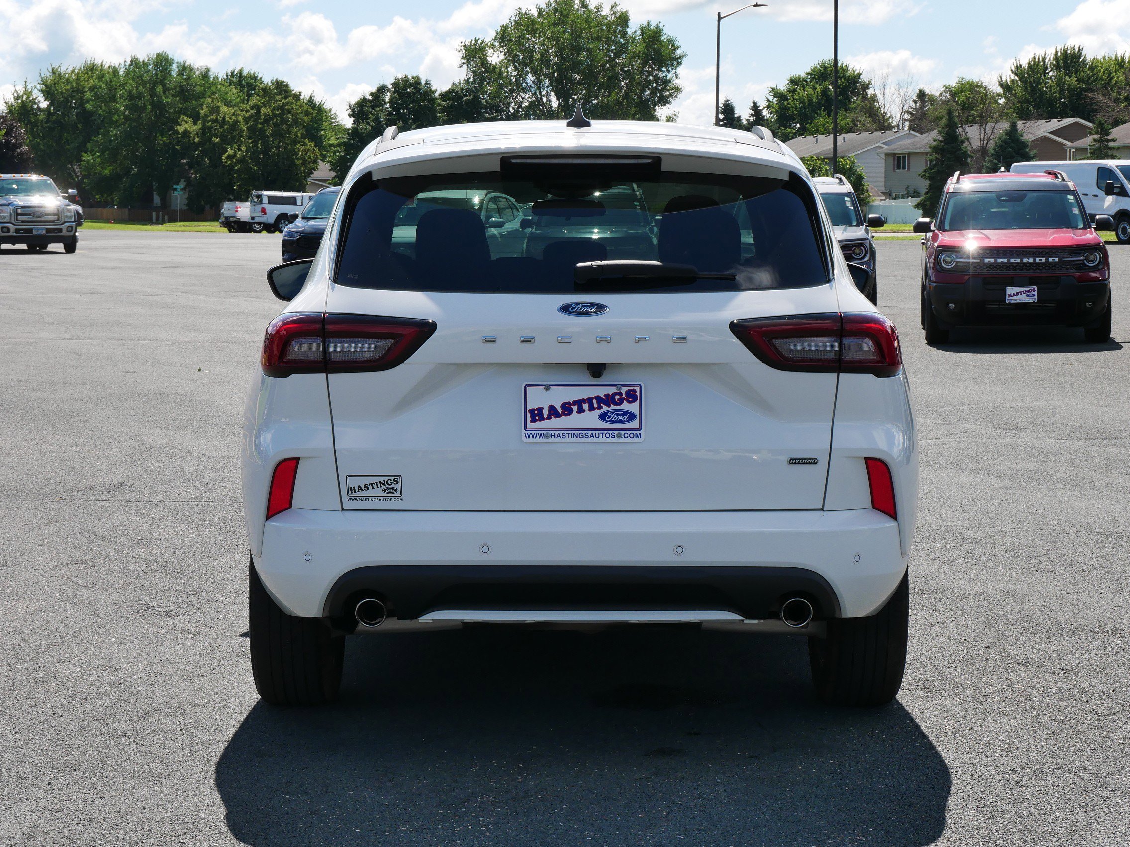 2023 Ford Escape ST-Line Hybrid photo 4