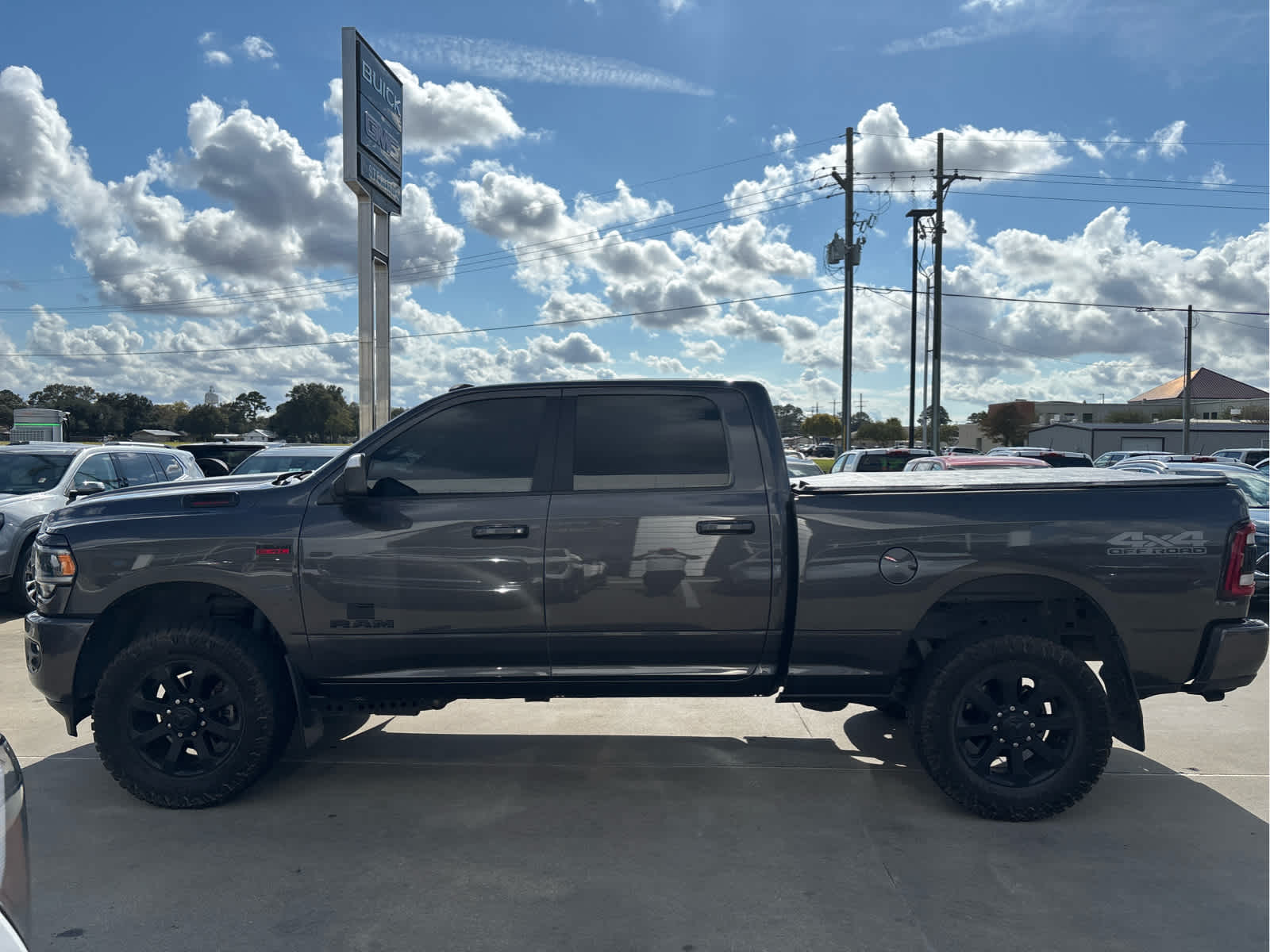 2022 Ram 2500 Big Horn Lone Star photo 3