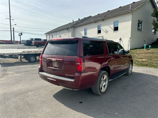 2018 Chevrolet Suburban Premier photo 23