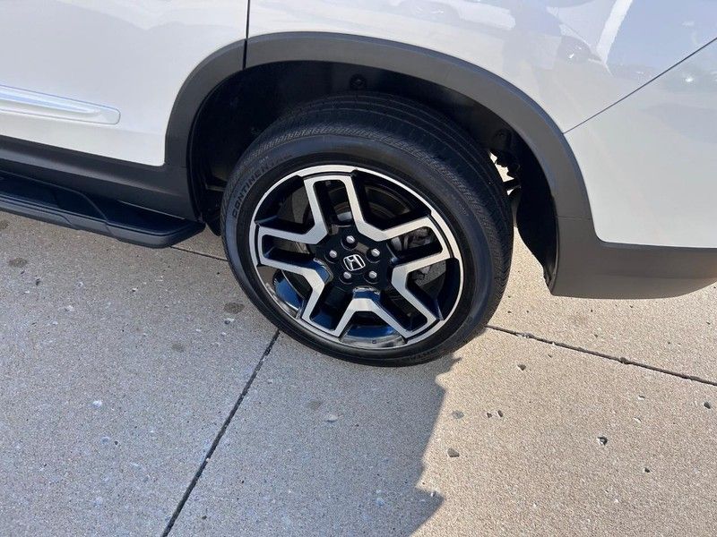 2023 Honda Passport Elite photo 4