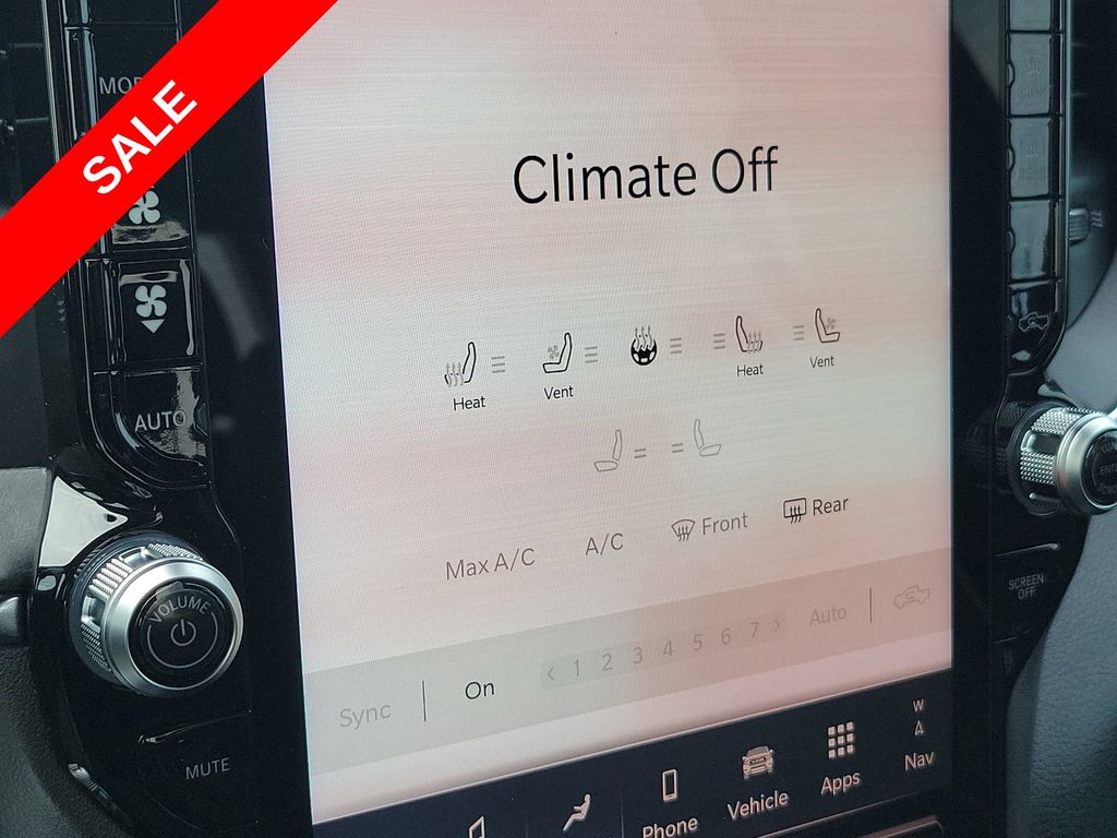 2025 Ram 1500 Laramie photo 30