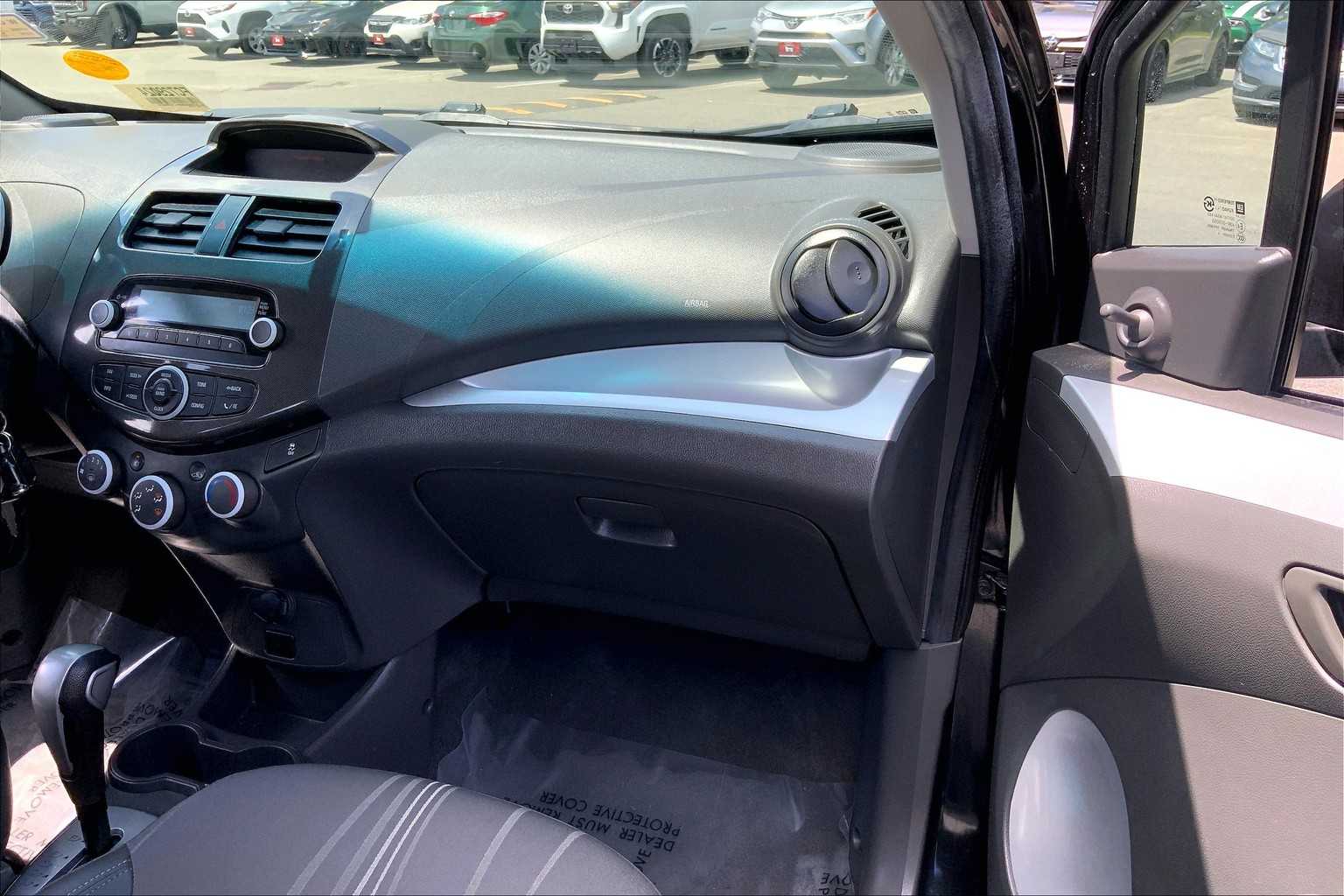 2015 Chevrolet Spark LS photo 18