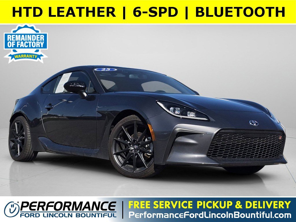 2025 Toyota GR86 Premium's photo