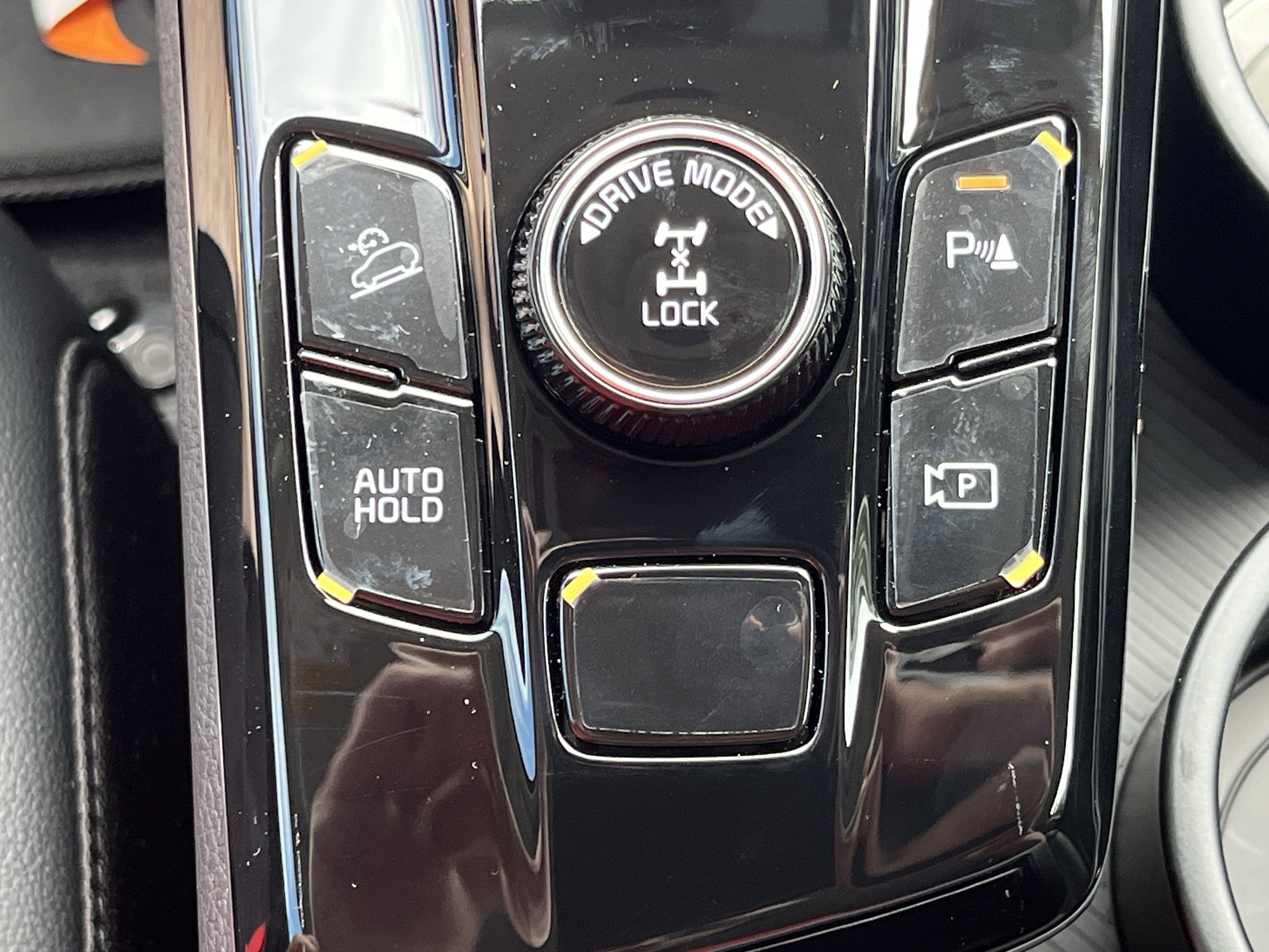 2025 Kia Sportage Hybrid EX photo 2