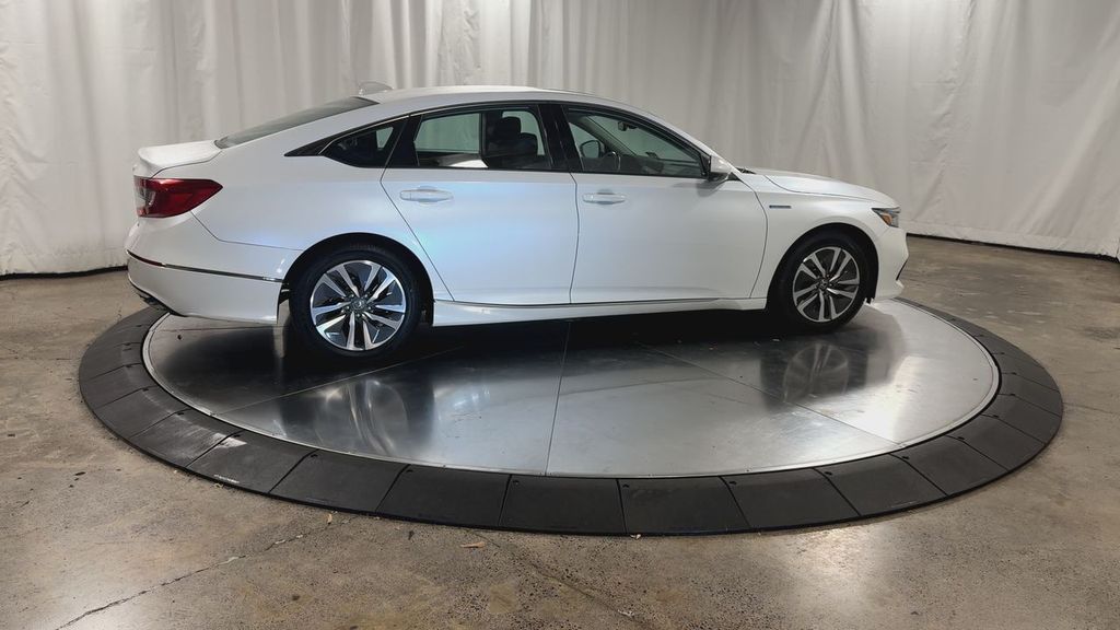 2022 Honda Accord Hybrid EX-L photo 2