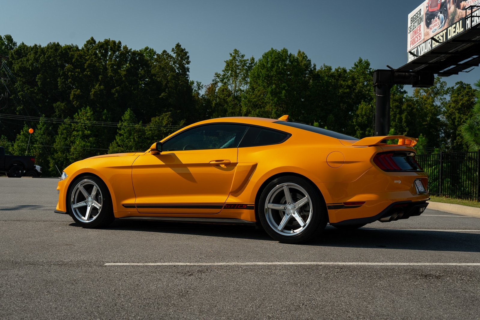 2022 Ford Mustang GT photo 13
