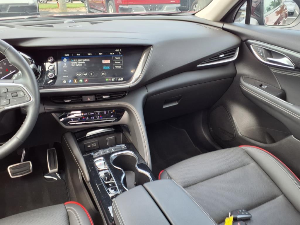 2023 Buick Envision Essence photo 12