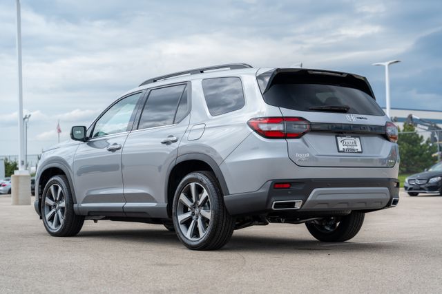 2025 Honda Pilot Elite photo 5