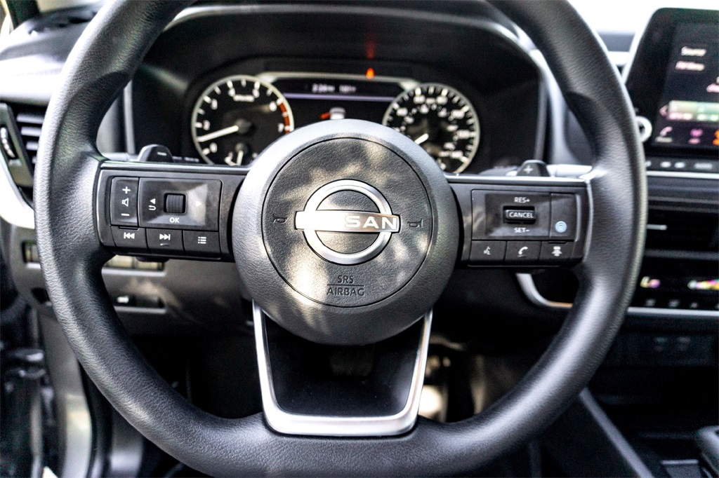 2024 Nissan Rogue SV photo 16
