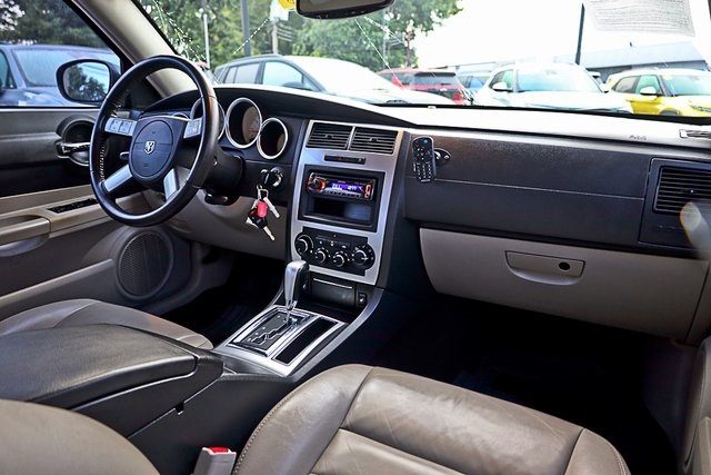 2006 Dodge Charger R/T photo 22